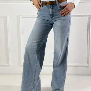 Jeans wide leg con cintura